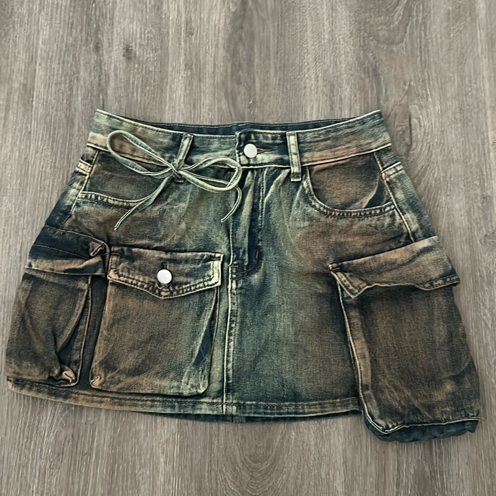 SHEIN skirt, size 4